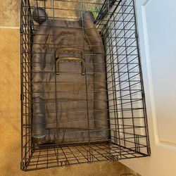 DOG / PET CRATE