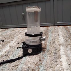 EK Quantum Kinetic D5 RGB Pump