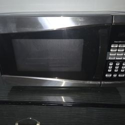 Microwave- Hamilton Beach