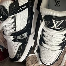 Louis Vuitton Trainers 