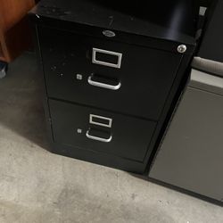 2 Drawer Filing Cabinet 