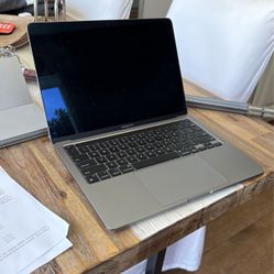 MacBook Pro 2022