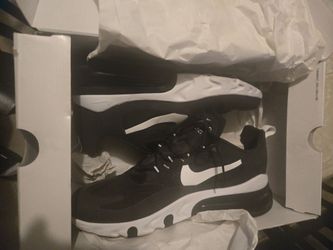 Nike Air Max 270 React Sneakers