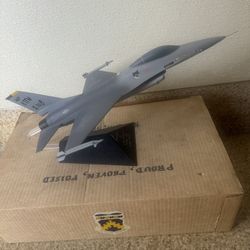 Avión De Combate Reconocimiento A Lou Rawls 