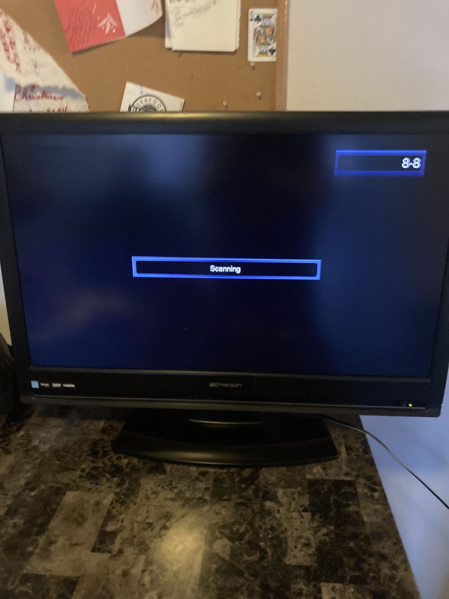 32” HDTV With Remote