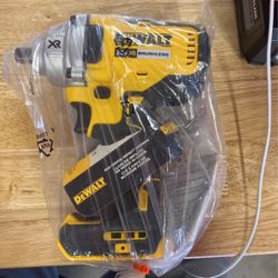 Dewalt 20 V Half-Inch Mid Torque Impact With Detent Pin, Tool Only 