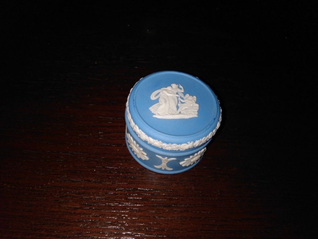Wedgewood Small Miniature Jar England