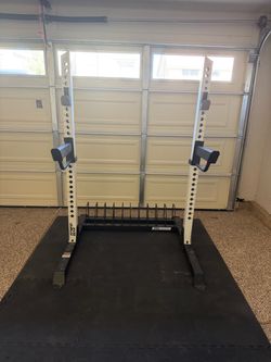 Squat Rack with Matts