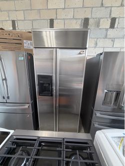 Ge profile refrigerator 36” wide built in pick up