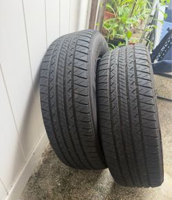 Car tires (2 )