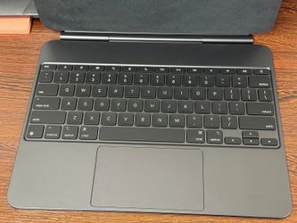 Apple Magic Keyboard M4 & M5