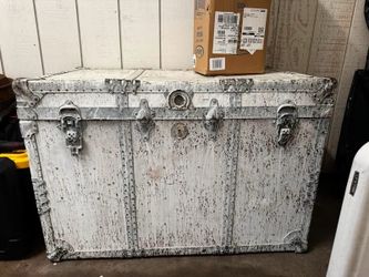 Vintage trunk