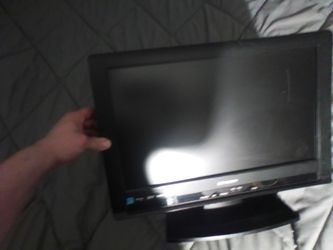 18-19 20" TV or computer monitor $25 obo in great working or order barley used no remote