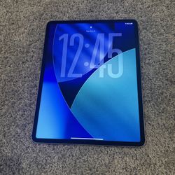 Apple iPad Pro 12.9” (6th Generation) – 256GB – Space Gray – Unlocked