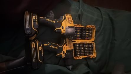 DeWalt 20V Max Impact Driver with Battery