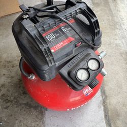 Air Compressor And Hose 6 - Gallon 150 Psi 