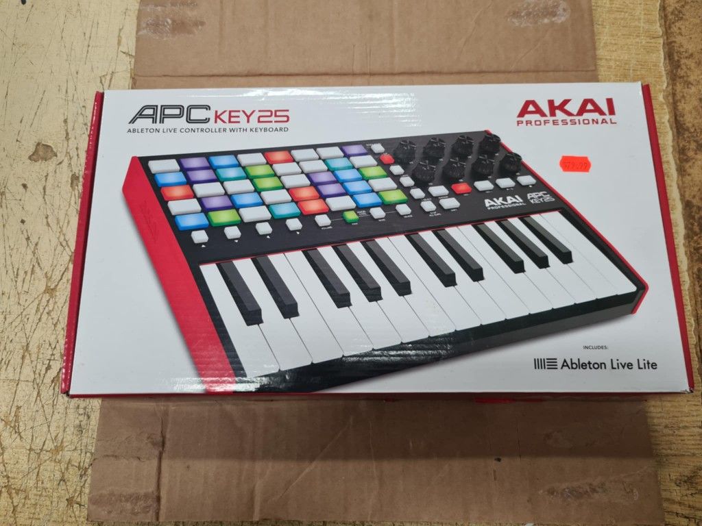 AKAI Professional APC Key 25 MK2 - 25-Key USB MIDI Keyboard Controller for Clip Launching with Ableton Live Lite, 40 RGB Pads and 8 Rotary Knobs,Black
