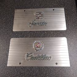 CADILLAC. LICENCE. PLATES THICK. ALLUMNIEUM. RAISED LETTERS 