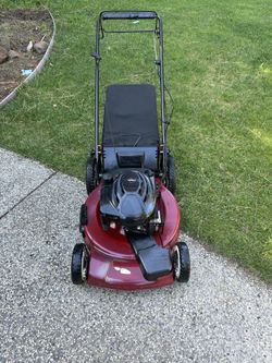 Toro 7.25 190cc self propelled lawn mower