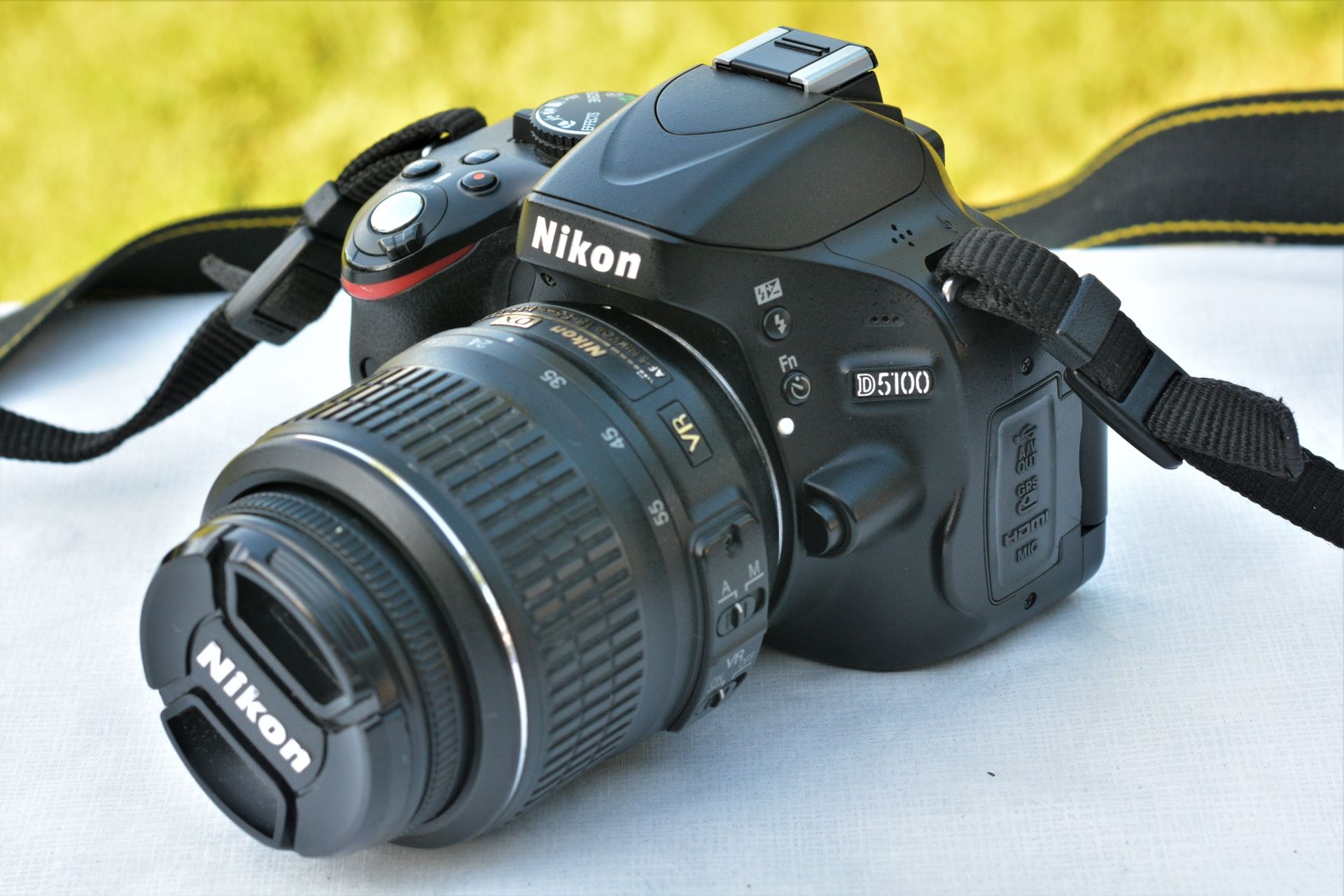 Nikon D5100 DSLR Camera W/AF-S Nikkor 18-55mm VR Lens