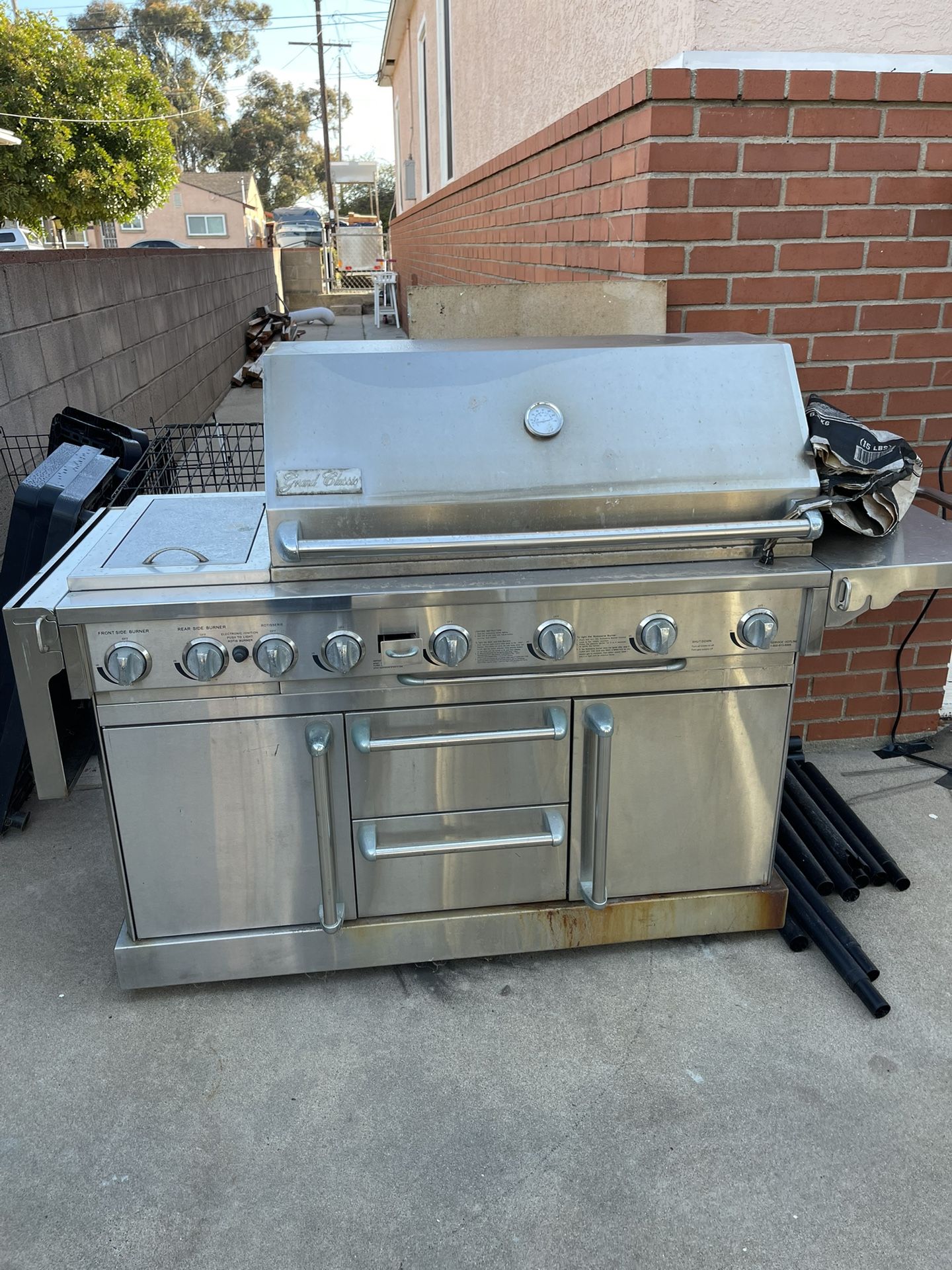 Gas Grill
