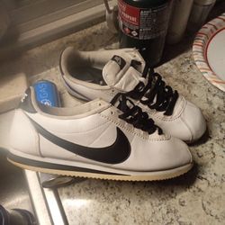Nike Cortez Size 10 