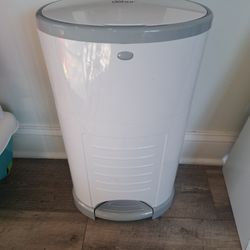 Diaper Genie 