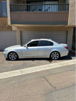 2004 BMW 545i