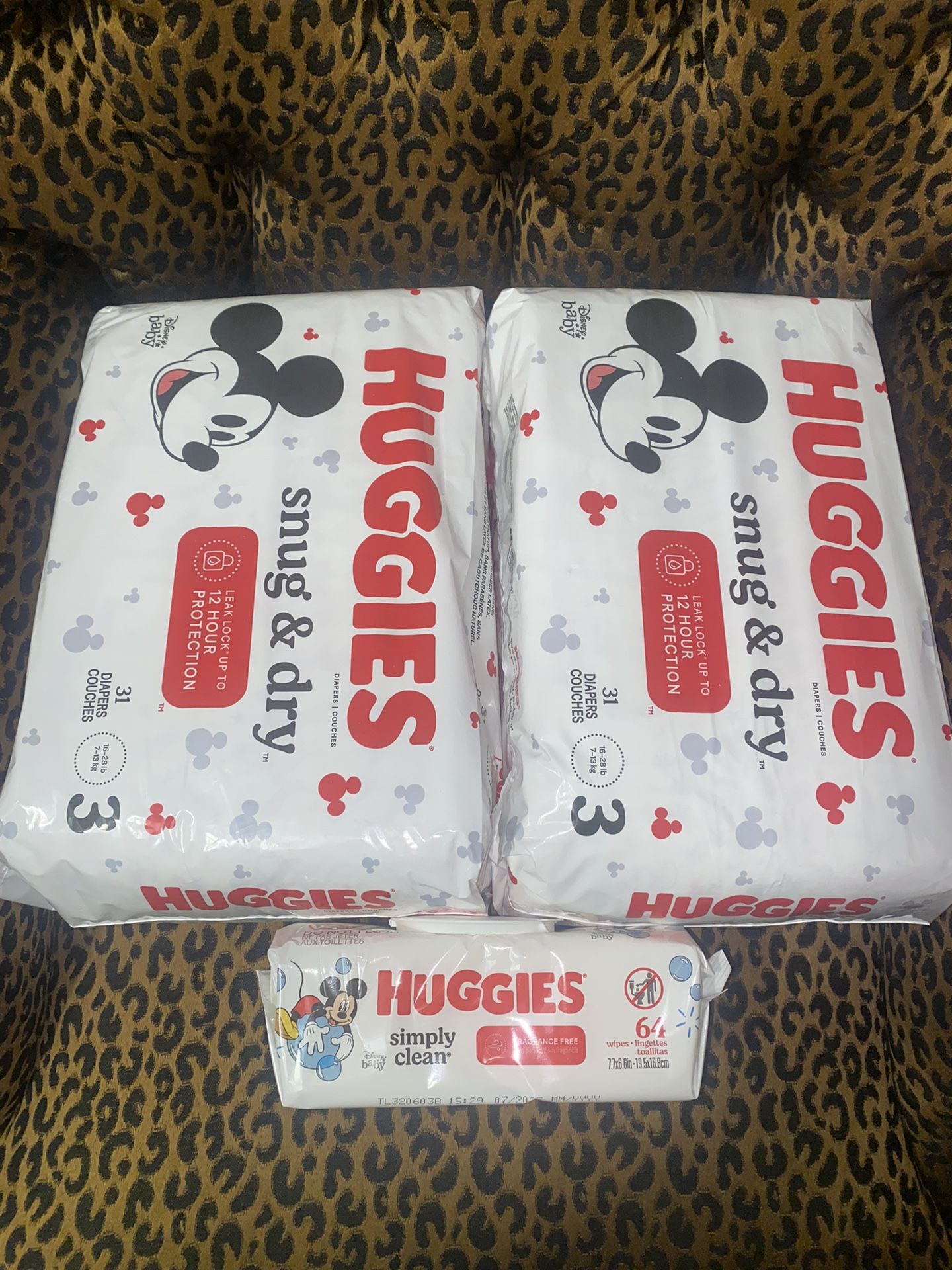 2 Bags Of 31 Huggies Snug & Dry Size 3 And 1 Pack Of 64 Baby Wipes All For $20 Firm On Price 