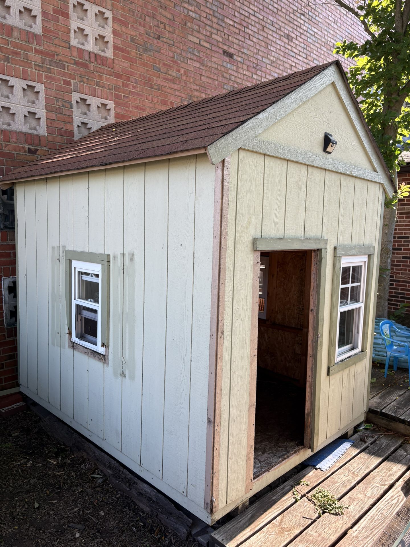 Play House Or Shed
