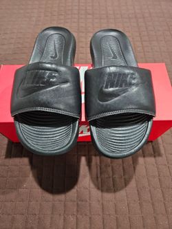 Nike one slide- Black- Size 8-   $15