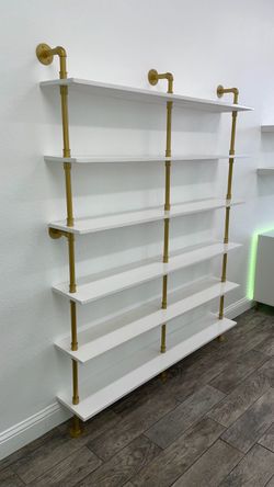 Book shelf / retail display