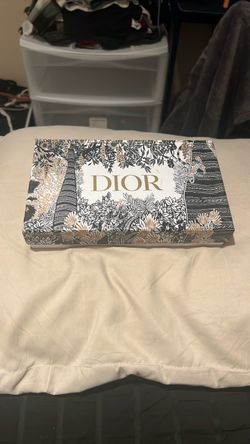 Christian Dior perfume