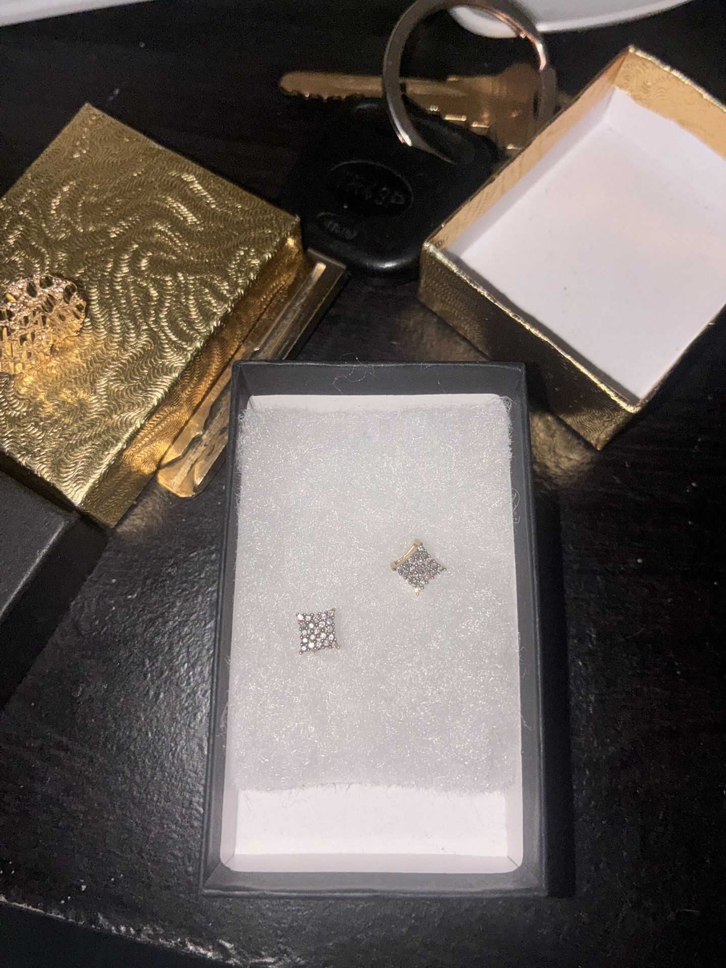 diamond 10k earrings