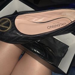 Valentinos Flats Size 6 Women 