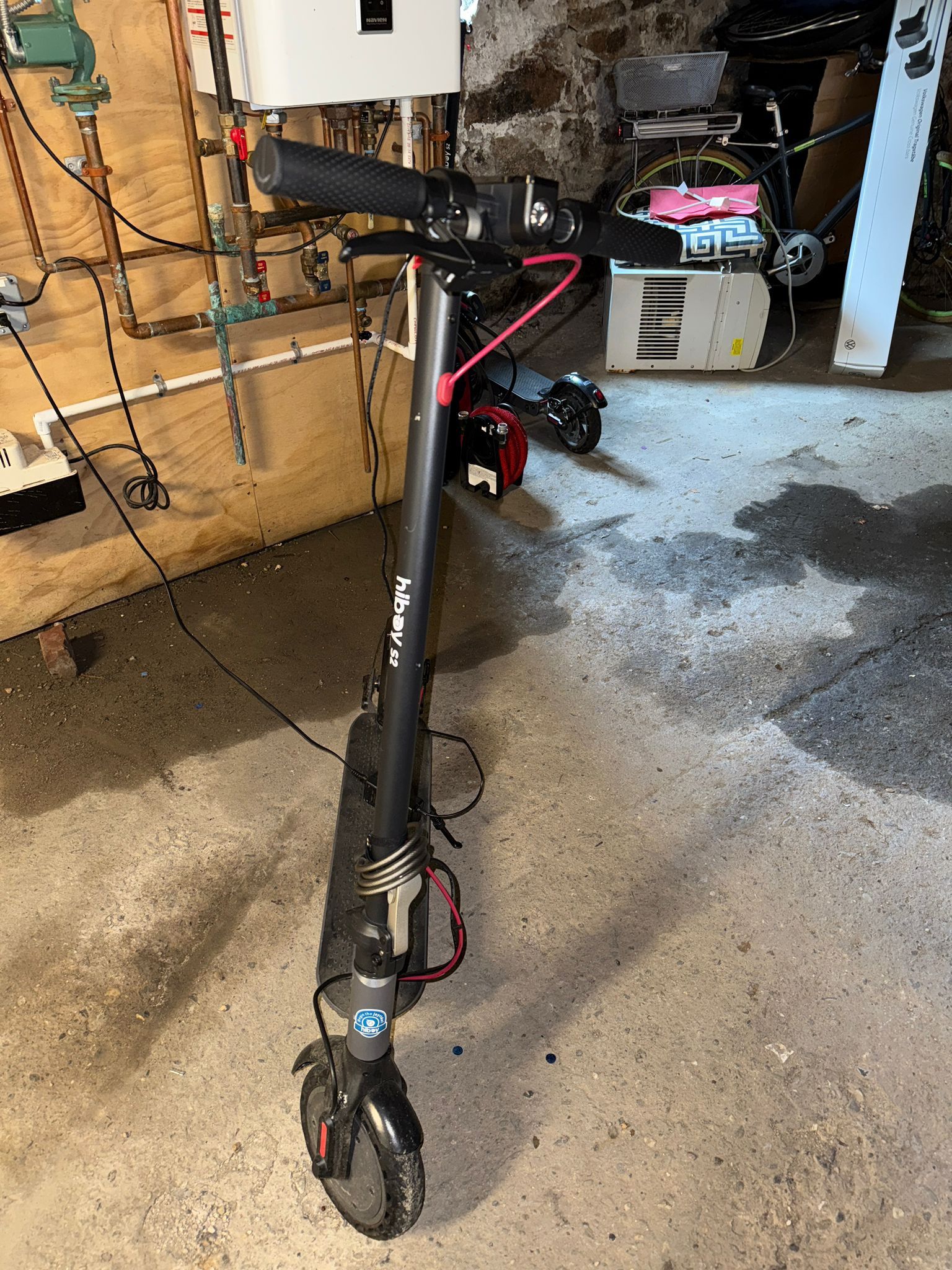2 Electric Scooters