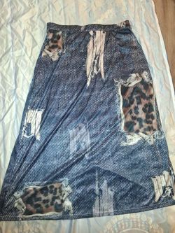 Denim Print Midi Skirt with Leopard Patches