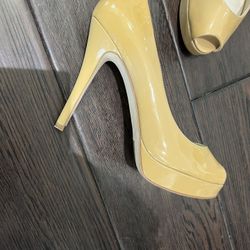 Michael Kors Heels  6 1/2