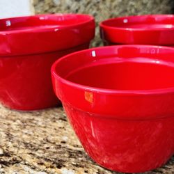 Pier 1 Set Of Three Stoneware Cooking Mixing And Serving Casserole Bowls Kitchen Red