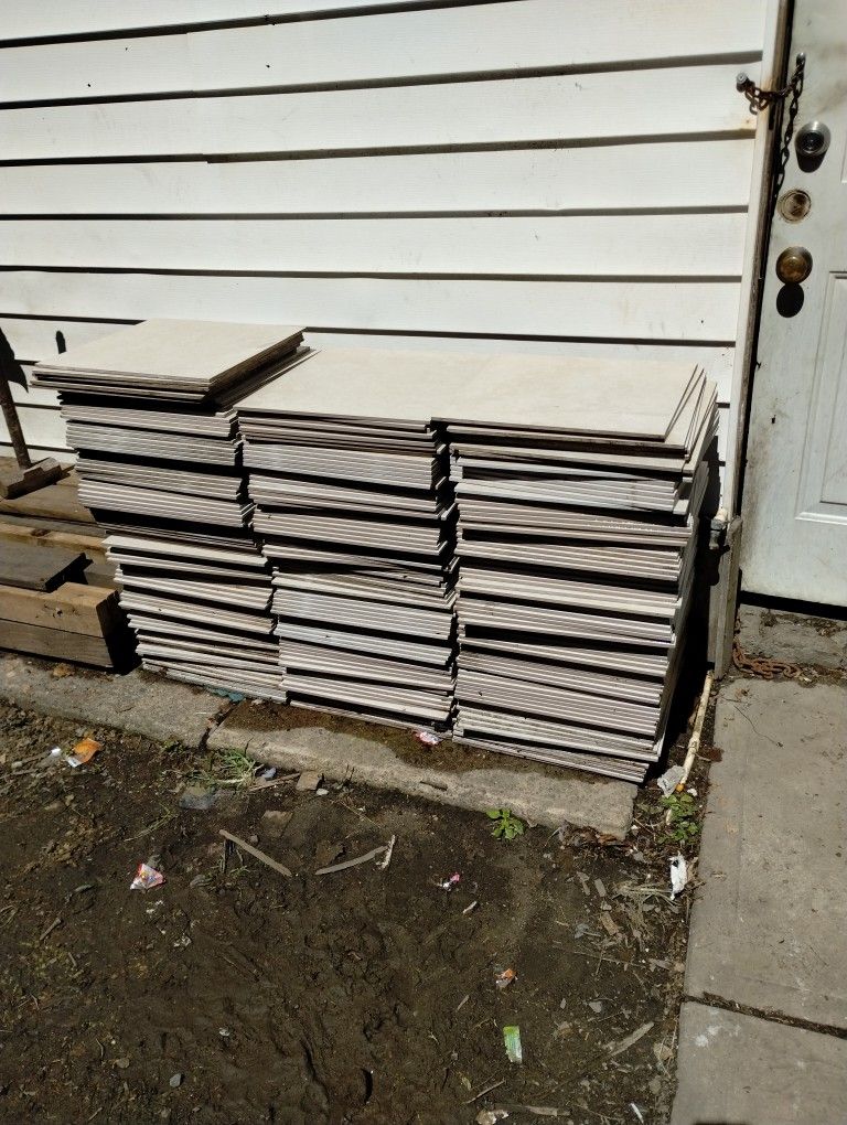 Ceramic Tile 16x16  8 The Box $6 Ful Box