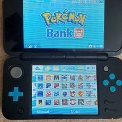 Nintendo 2DS XL In Blue/Black With Several Games 