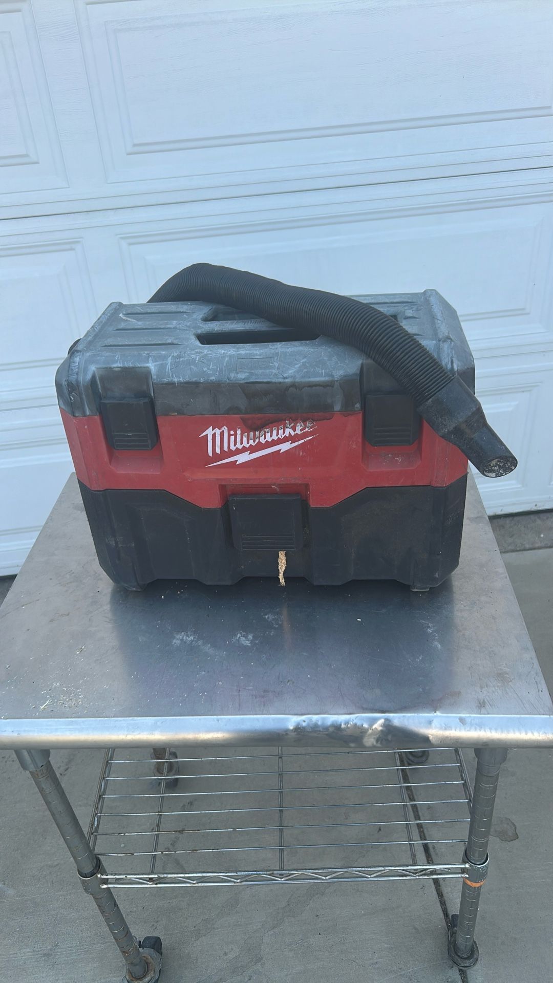 18 V Milwake Vacuum