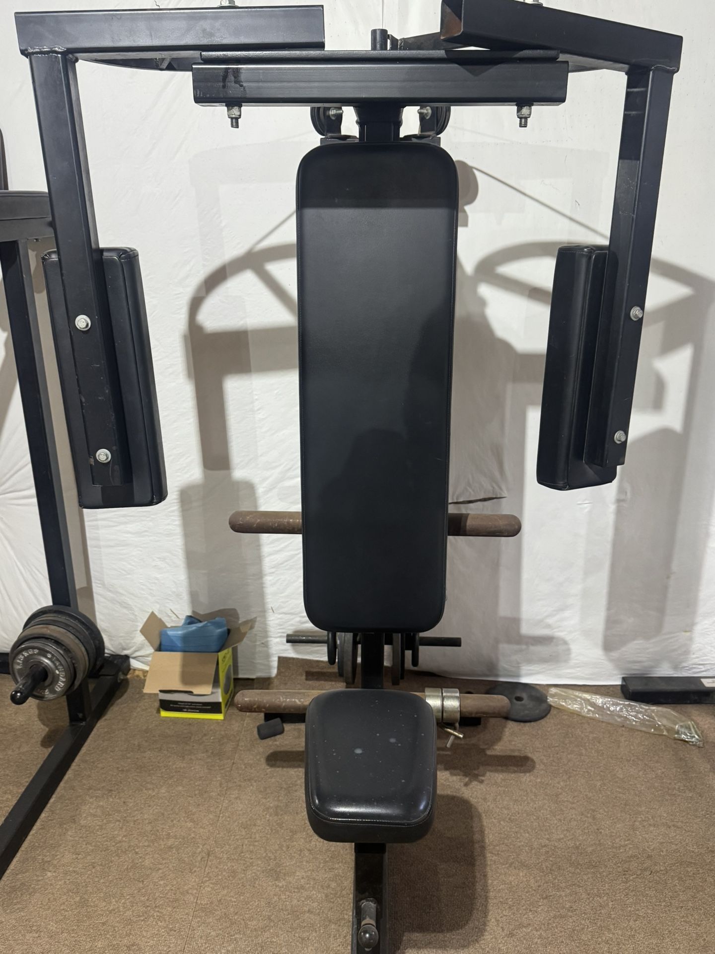 Squat Machine & Peck Machine