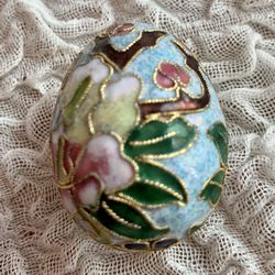 Vintage Gold Wire Cloisonné Flower Design Egg
