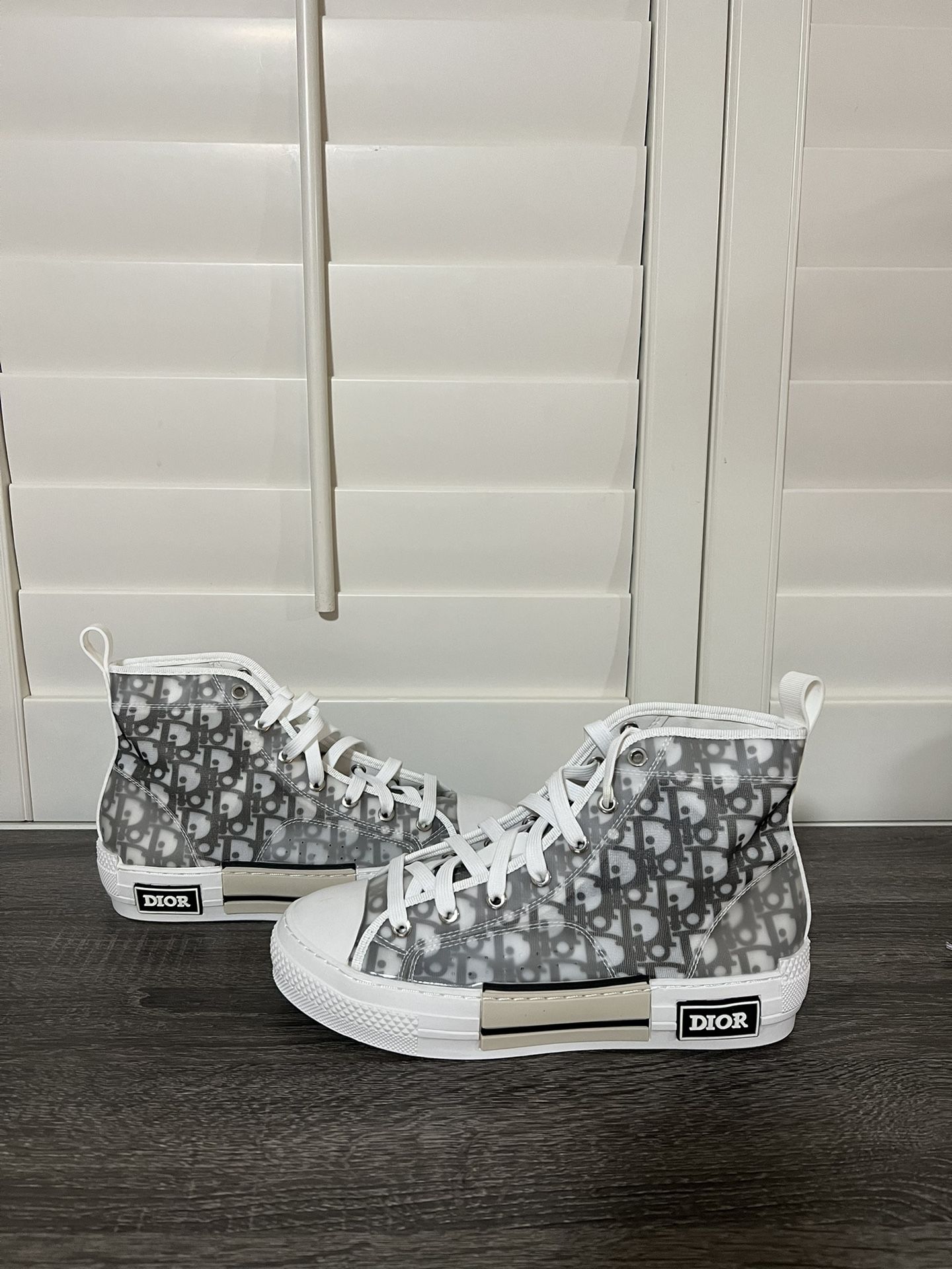 Dior converse shoes