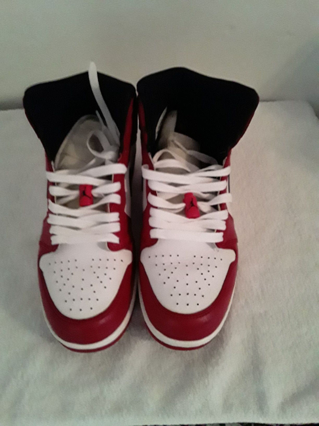 Jordan's sneakers 6.5y