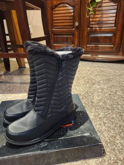 Totes Boots