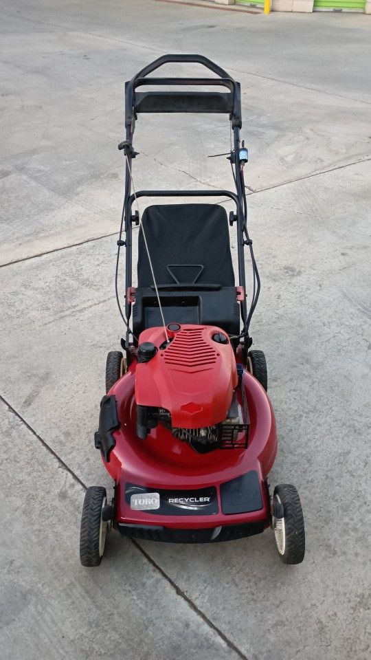 Toro 22" Self Propelled Lawn Mower