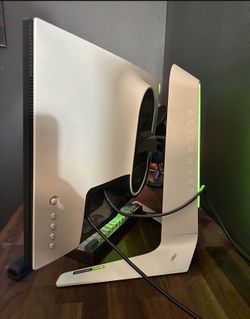 Alienware AW2721D 240hz 1440p