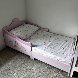 A child's bed for 3-5 years